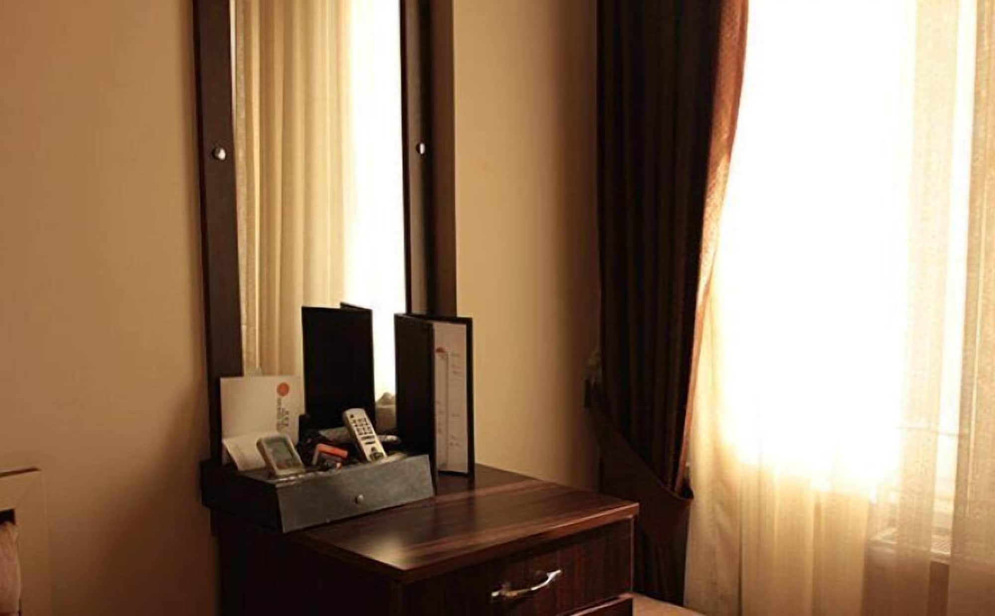 Hotel Grand Mark Istambul Exterior foto