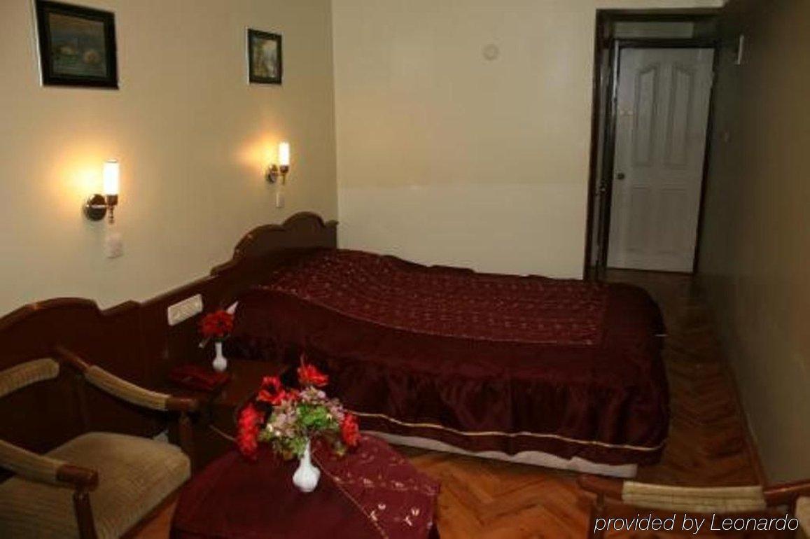 Hotel Grand Mark Istambul Quarto foto
