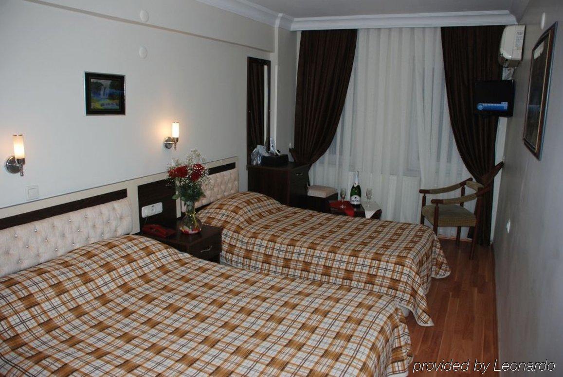 Hotel Grand Mark Istambul Quarto foto