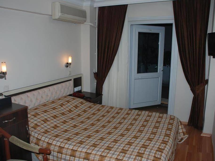 Hotel Grand Mark Istambul Exterior foto